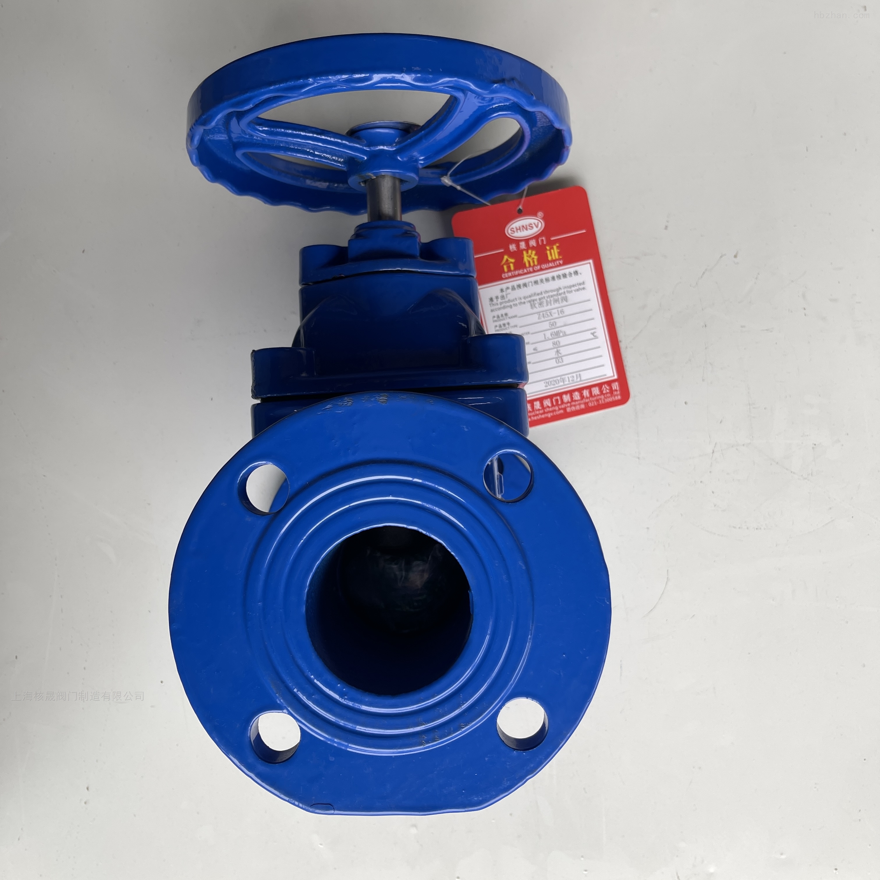 也可以做成能产生微量变形的闸板 , 以改善其工艺性 , 弥补密封面角度